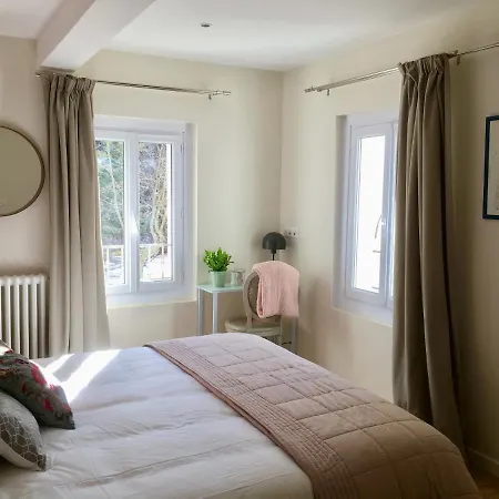 Bed & Breakfast Les Terres Rouges 06 Guillaumes